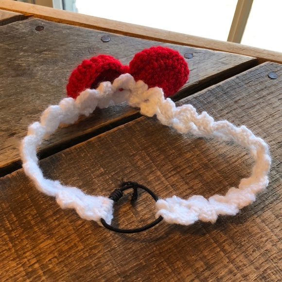 Handmade knitted red & white Dress with matching booties & headband - Picture 11 of 11